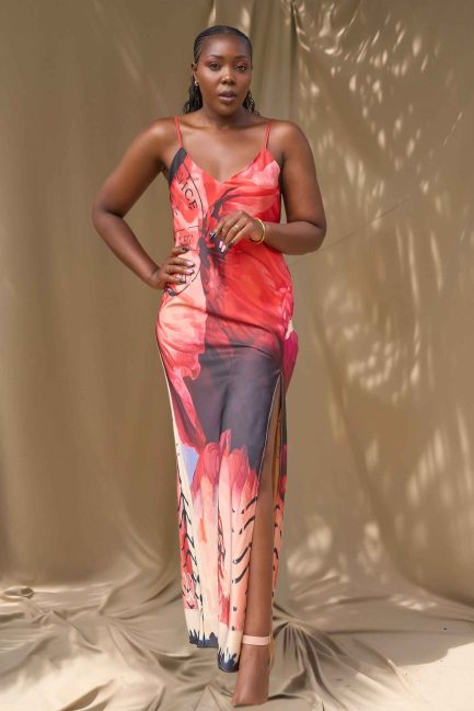 nairobi poppy maxi slip front slit (front)