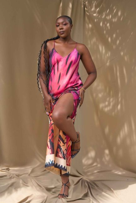 peruvian lily maxi slip front slit (front)